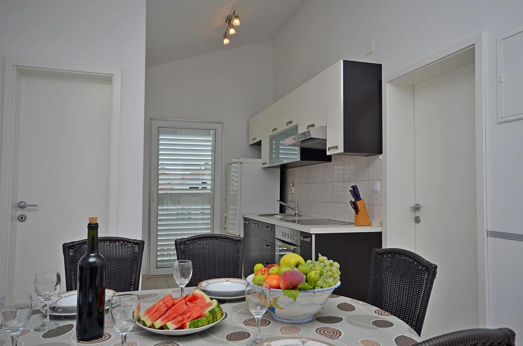 Apartments Sime Vodice Exterior photo